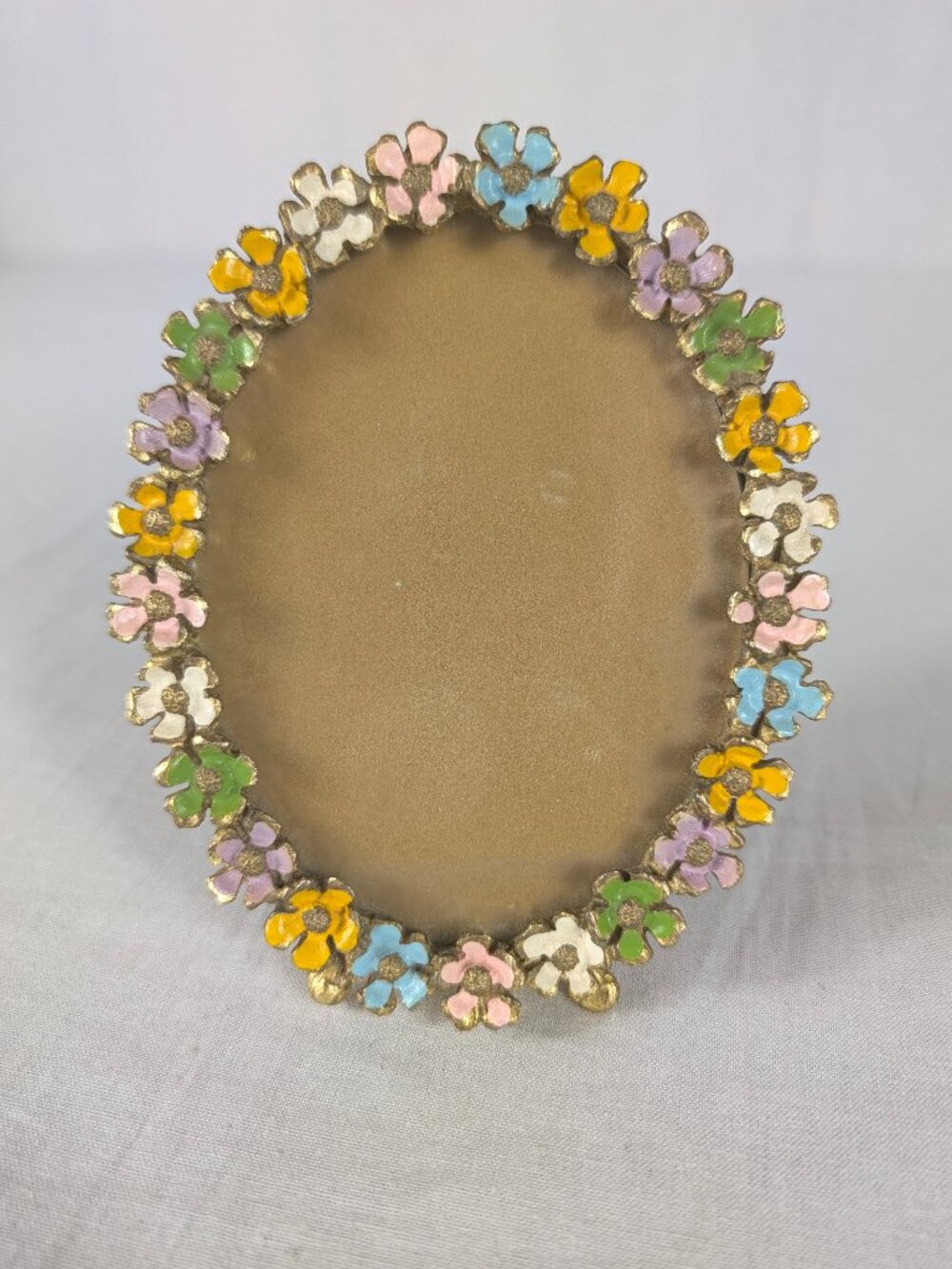 Vintage Oval Enamel Metal Floral Picture Frame Flower Spring Cottagecore Daisy